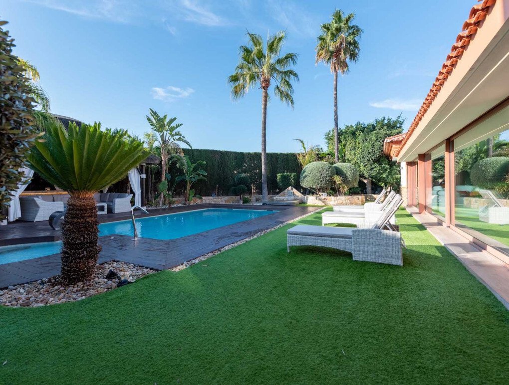 Villa in Calp / Calpe, Valencian Community, Spain 2 - 17373071