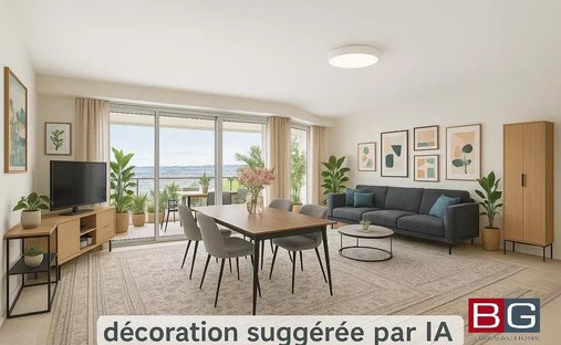 Apartment in Place de Gaulle, Antibes, France 1