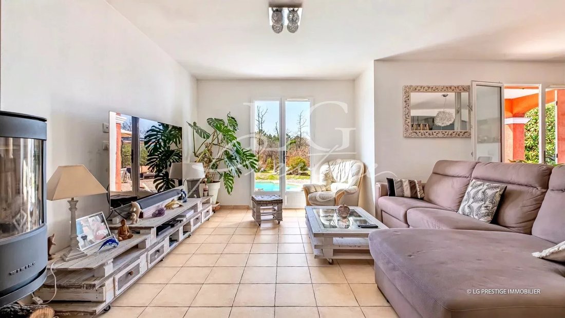 House in Callian, Provence-Alpes-Côte d'Azur, France 4 - 17365769