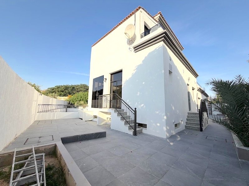 Villa in Al Wasl, Dubai, United Arab Emirates 2 - 17373358
