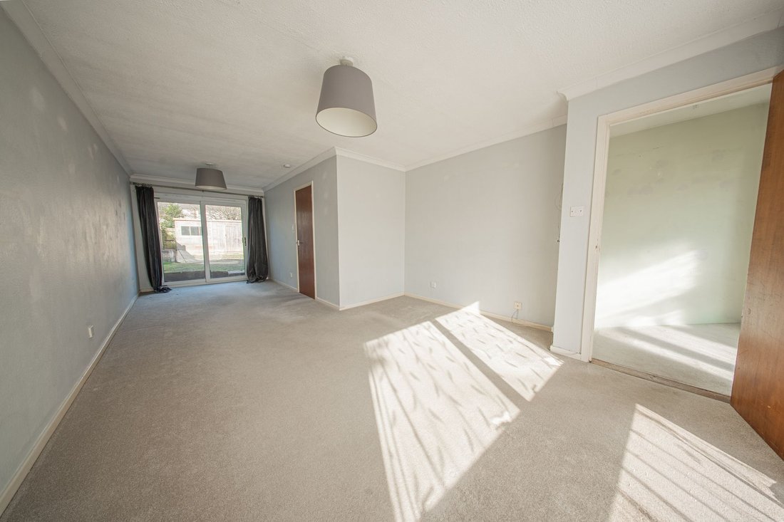 House in Haywards Heath, England 3 - 17374654