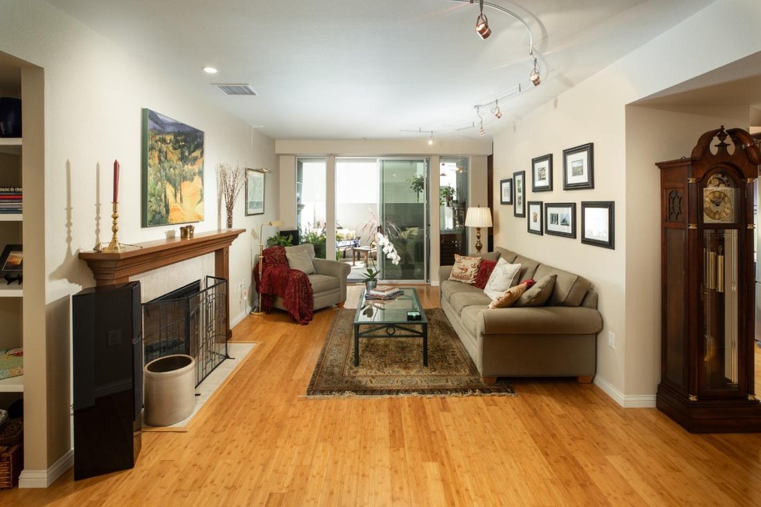 Condo in San Jose, California, United States 5 - 17374228