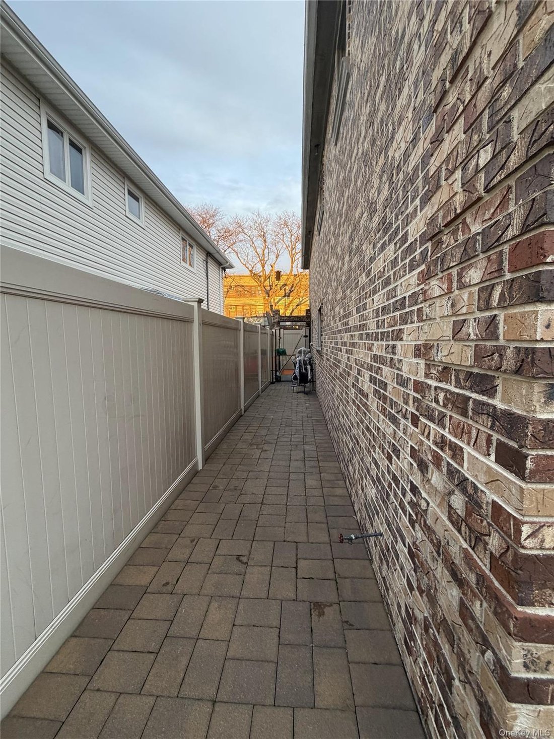 House in New York, New York, United States 5 - 17372602
