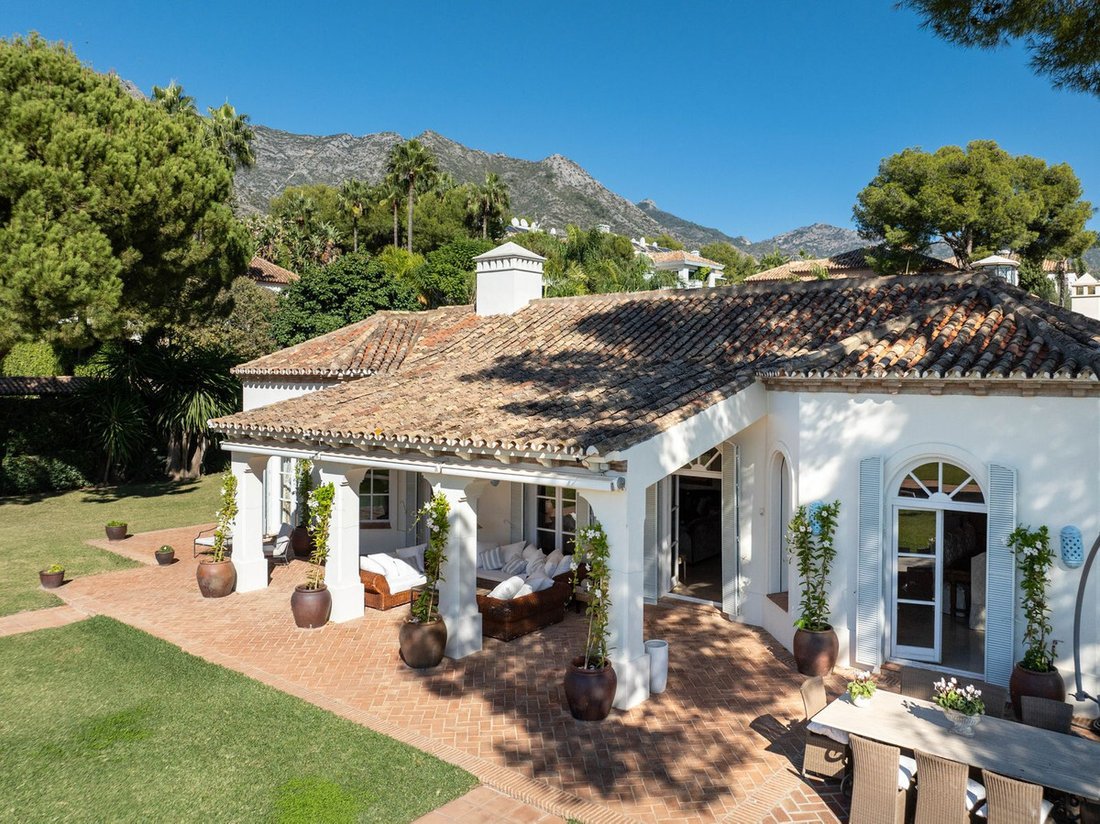 Villa in Marbella, Andalusia, Spain 4 - 17373479