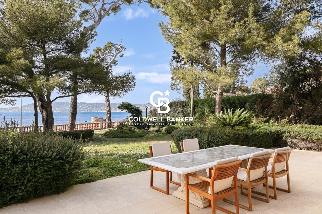Villa in Antibes, Provence-Alpes-Côte d'Azur, France 5 - 17372828