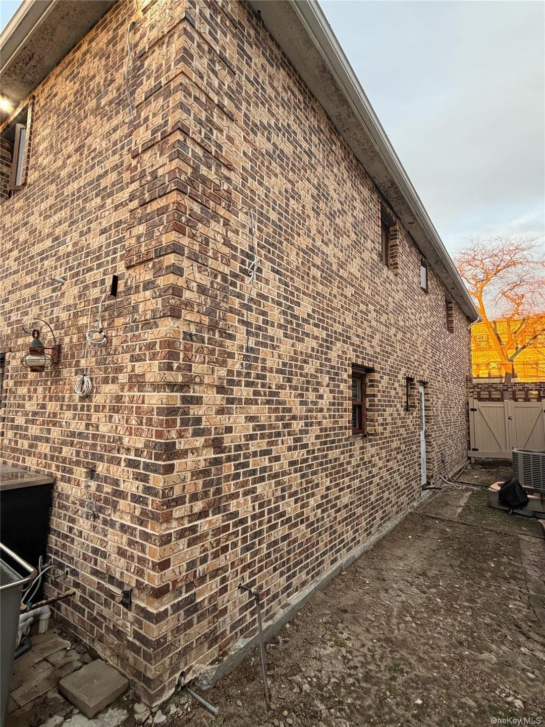 House in New York, New York, United States 4 - 17372602