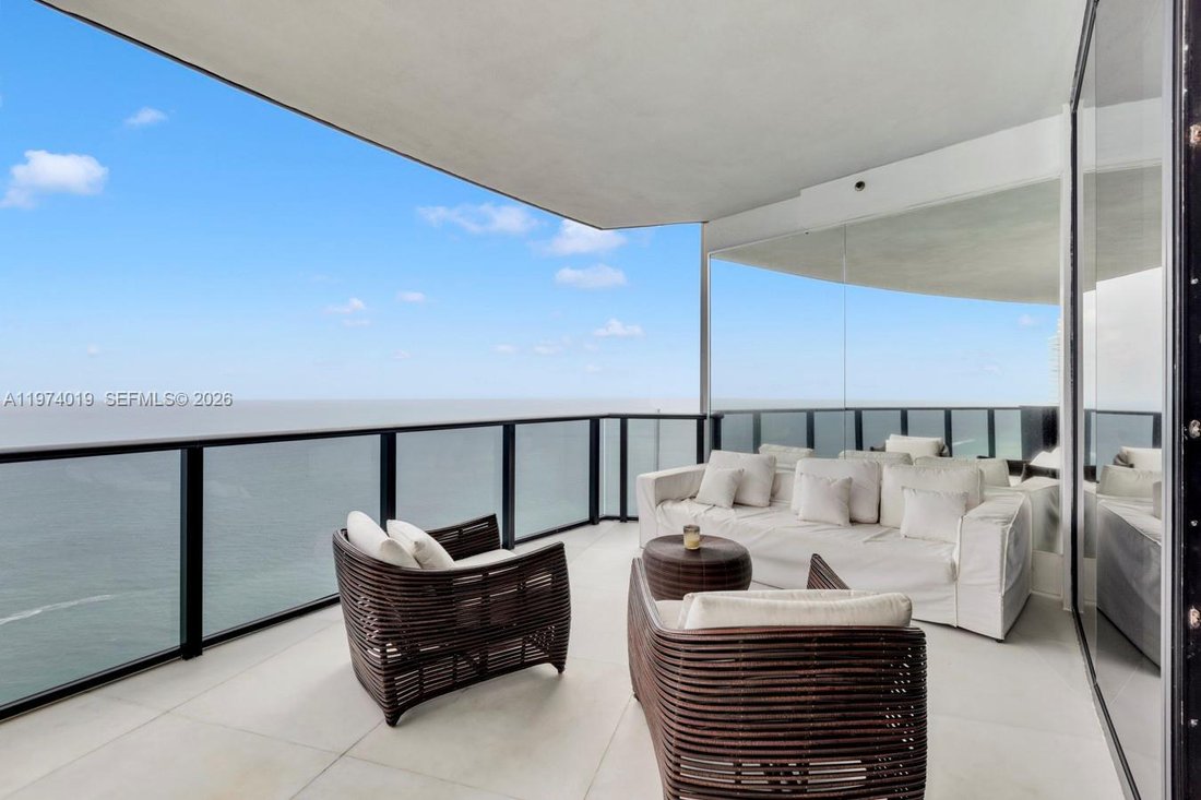 Condo in Sunny Isles Beach, Florida, United States 2 - 17374472