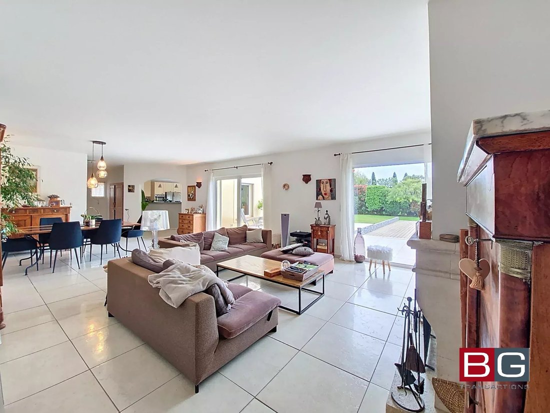 House in Saint Maymes-Lauvert, Antibes, France 3 - 15474242