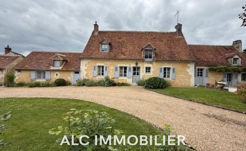 Villa in Boissy-Maugis, Cour-Maugis sur Huisne, France 1