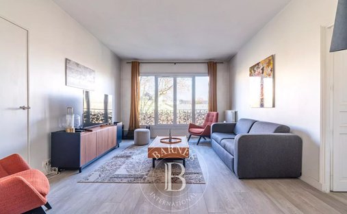 Apartment in La Plaine des Sablons, Neuilly-sur-Seine, France 1