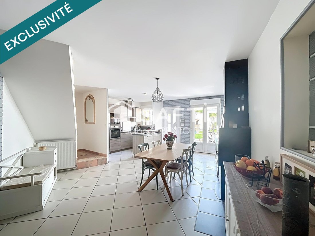 House in Montesson, Ile-de-France, France 3 - 17374773