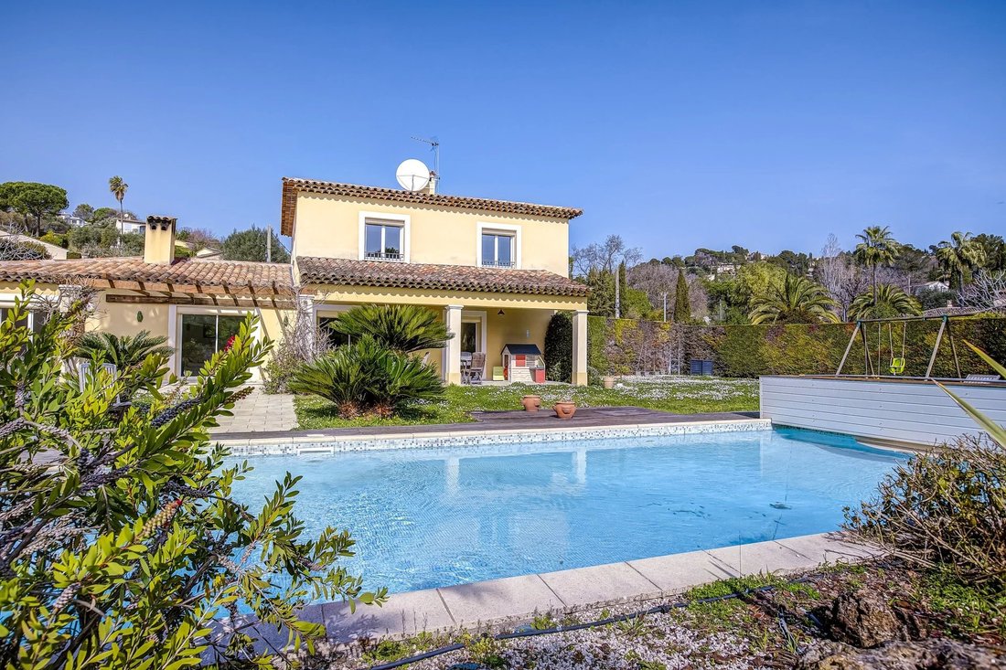 Villa in Mougins, Provence-Alpes-Côte d'Azur, France 1 - 17373740
