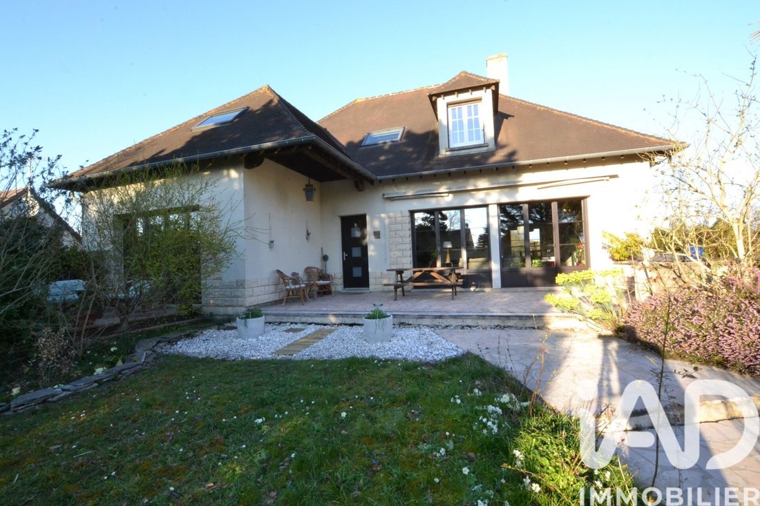 Maison à Orgerus, Île-de-France, France 1 - 17375000