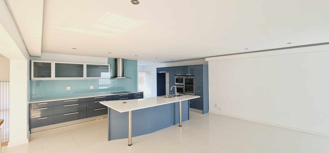 House in Glenlily, Cape Town, South Africa 4 - 17373167