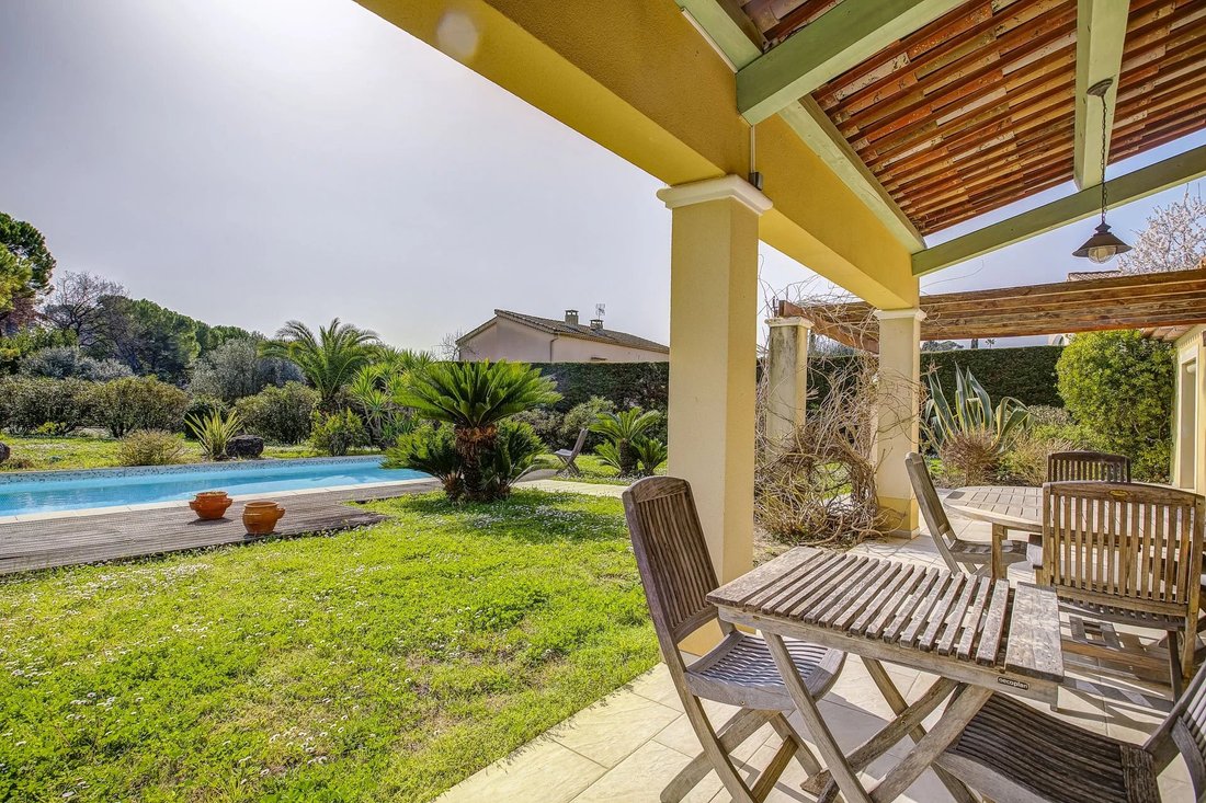 Villa in Mougins, Provence-Alpes-Côte d'Azur, France 5 - 17373740