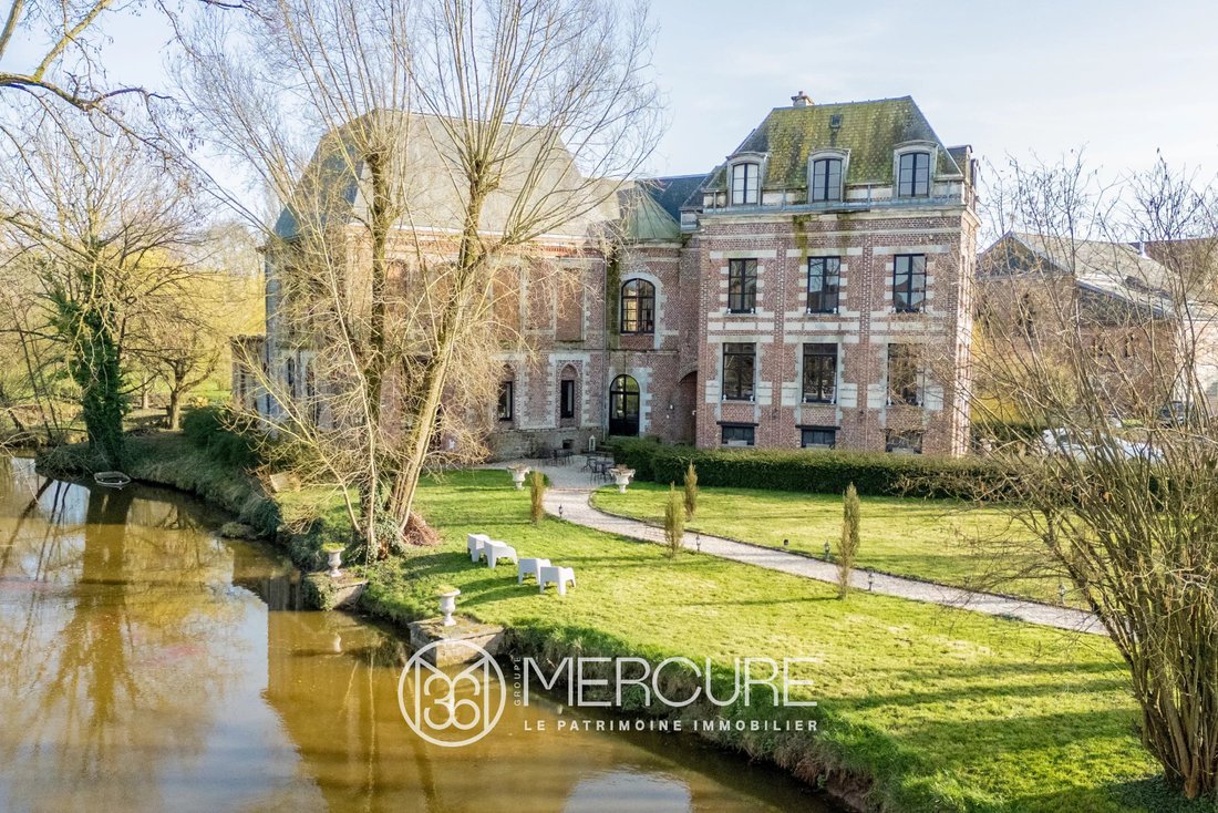 Castle in Cheminots-Acacias-Faubourg de Lille, Valenciennes, France 1 - 17373754