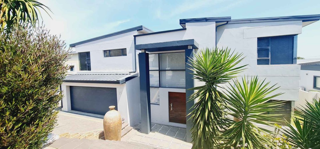 House in Glenlily, Cape Town, South Africa 1 - 17373167