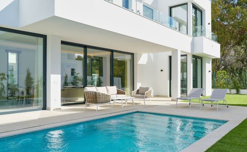 Villa in Estepona, Andalusia, Spain 1