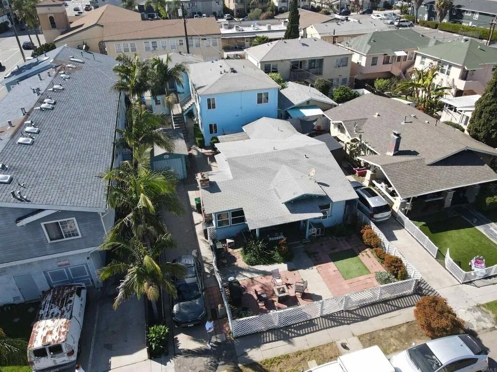 San Diego, California, United States 5 - 17372730