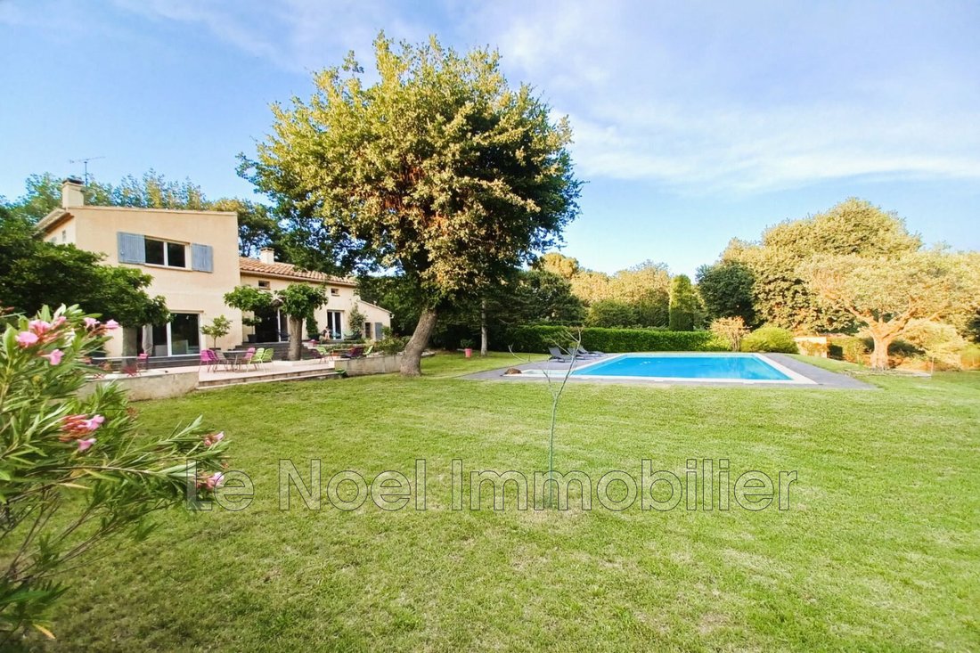 Villa in Centre Ancien-Cros-Lotins, Éguilles, France 1 - 17373545