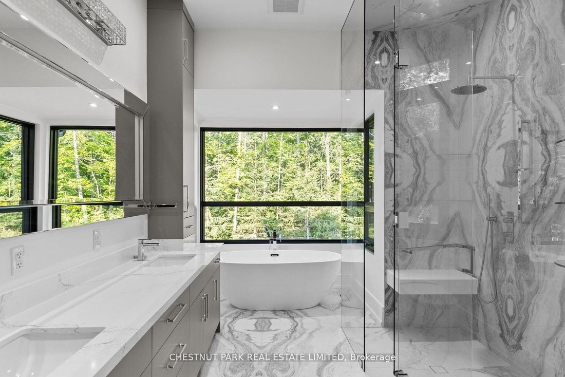House in Uxbridge, Ontario, Canada 5 - 17374340