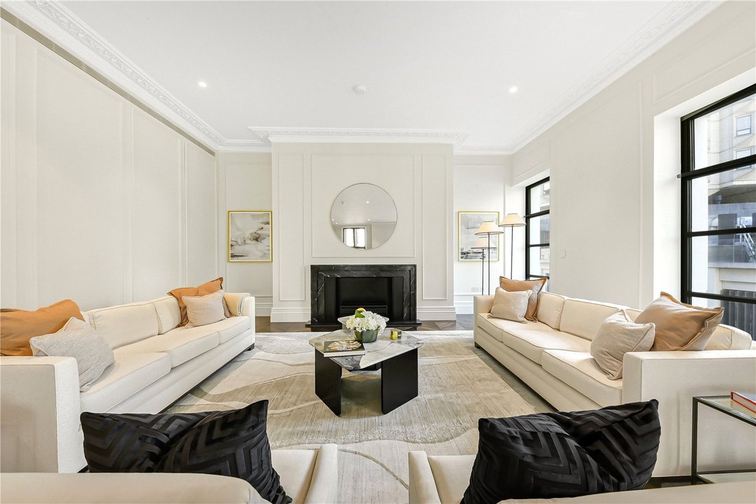 Apartment in Belgravia, Westminster, England 3 - 17373628