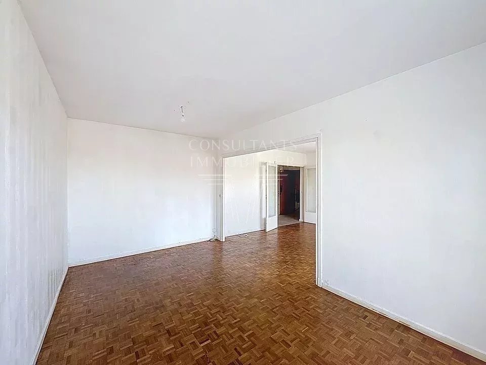 Apartment in Châtenay-Malabry, Ile-de-France, France 4 - 17372542