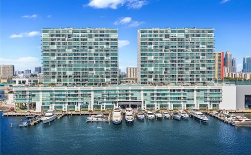 Eigentumswohnung in Sunny Isles Beach, Florida, Vereinigte Staaten 1