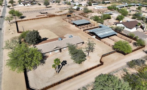 House in Carefree, Arizona, United States 1