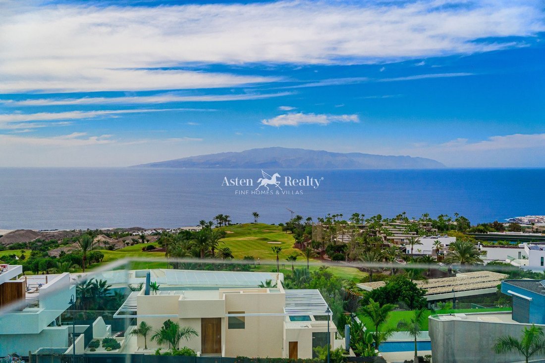 Villa in Guia de Isora, Canary Islands, Spain 2 - 17372899