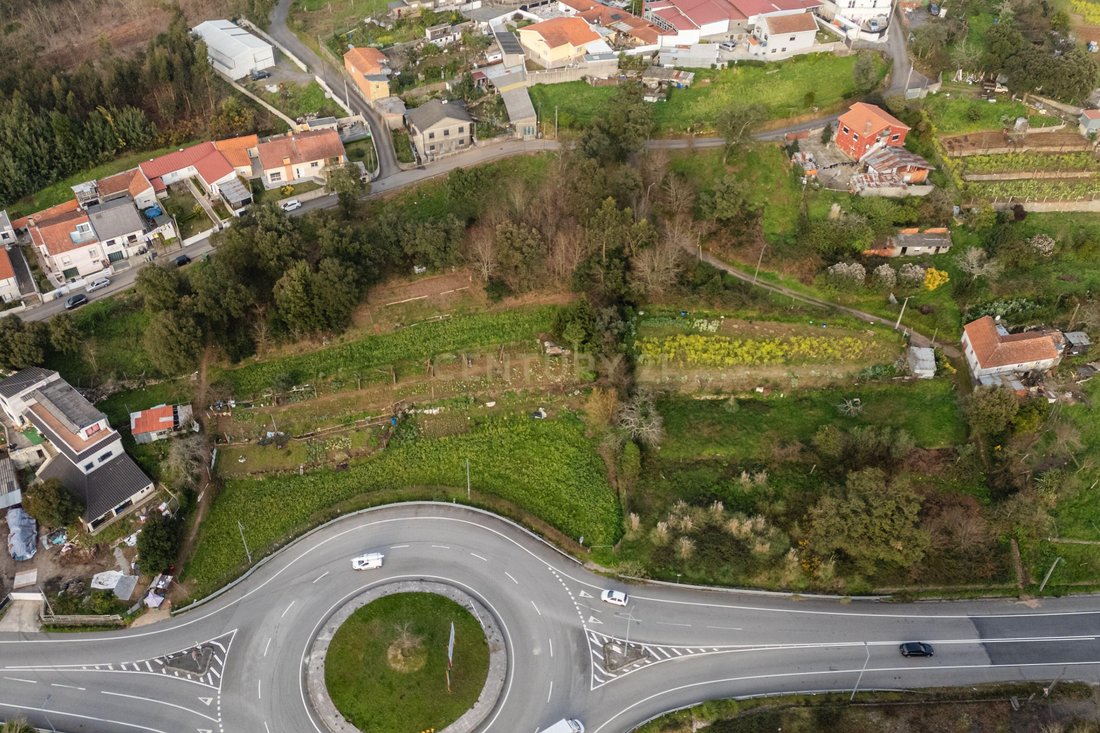 Land in Sandim, Olival, Lever e Crestuma, Porto District, Portugal 1 - 17373652