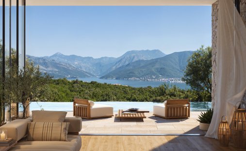 Villa in Milovići, Tivat Municipality, Montenegro 1