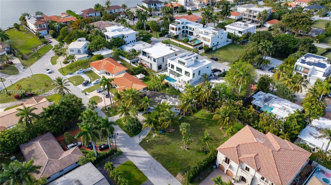 House in Sunny Isles Beach, Florida, United States 4 - 17366648