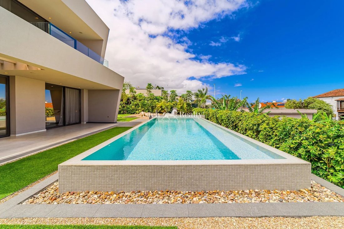 Villa in La Orotava, Canary Islands, Spain 5 - 17372887