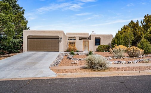 House in Santa Fe, New Mexico, United States 1
