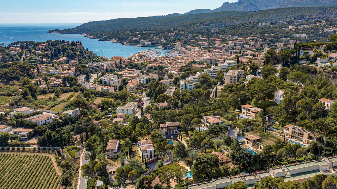 Villa in Grande Couronne, Cassis, France 5 - 16971460