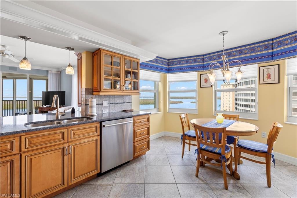 Condo in Fort Myers Beach, Florida, United States 5 - 17374403