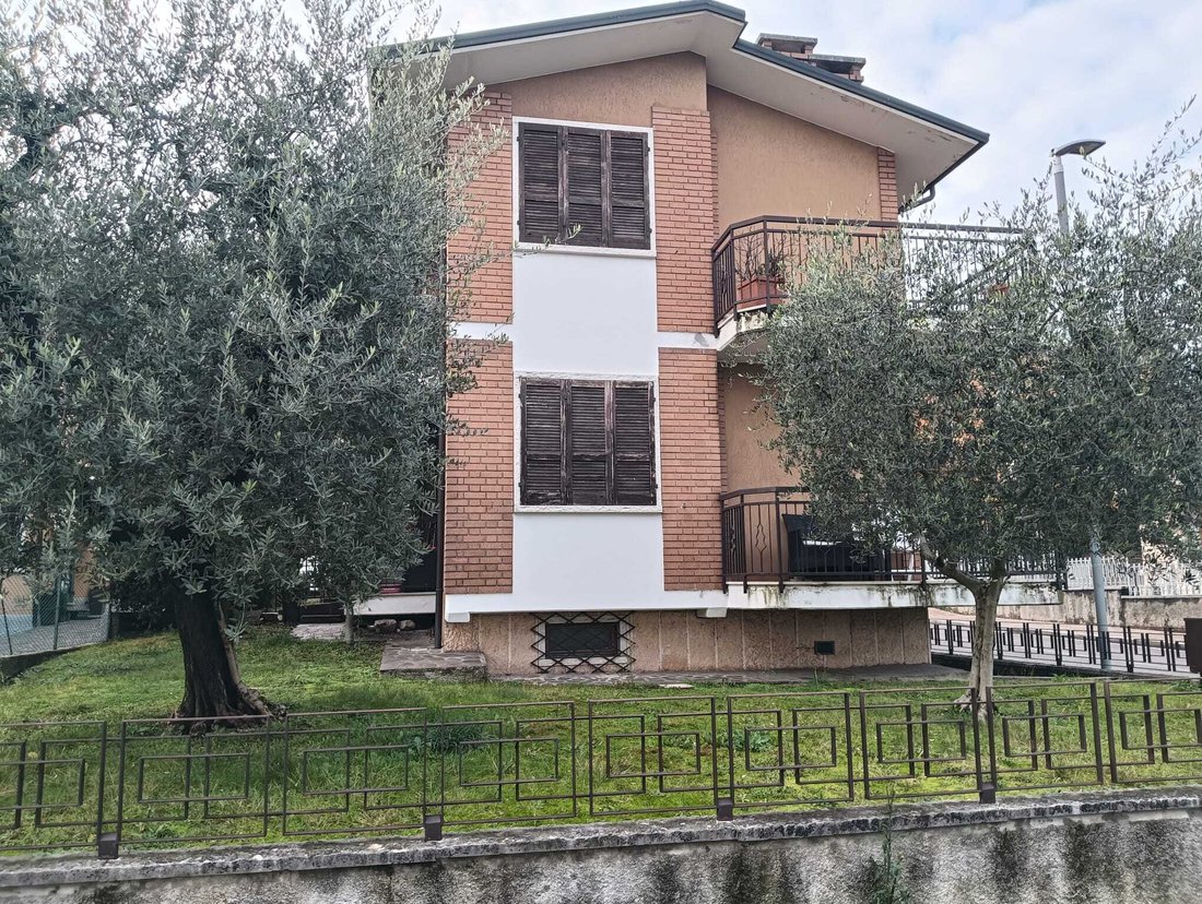 Townhouse in City, Peschiera del Garda, Veneto 5 - 17372498