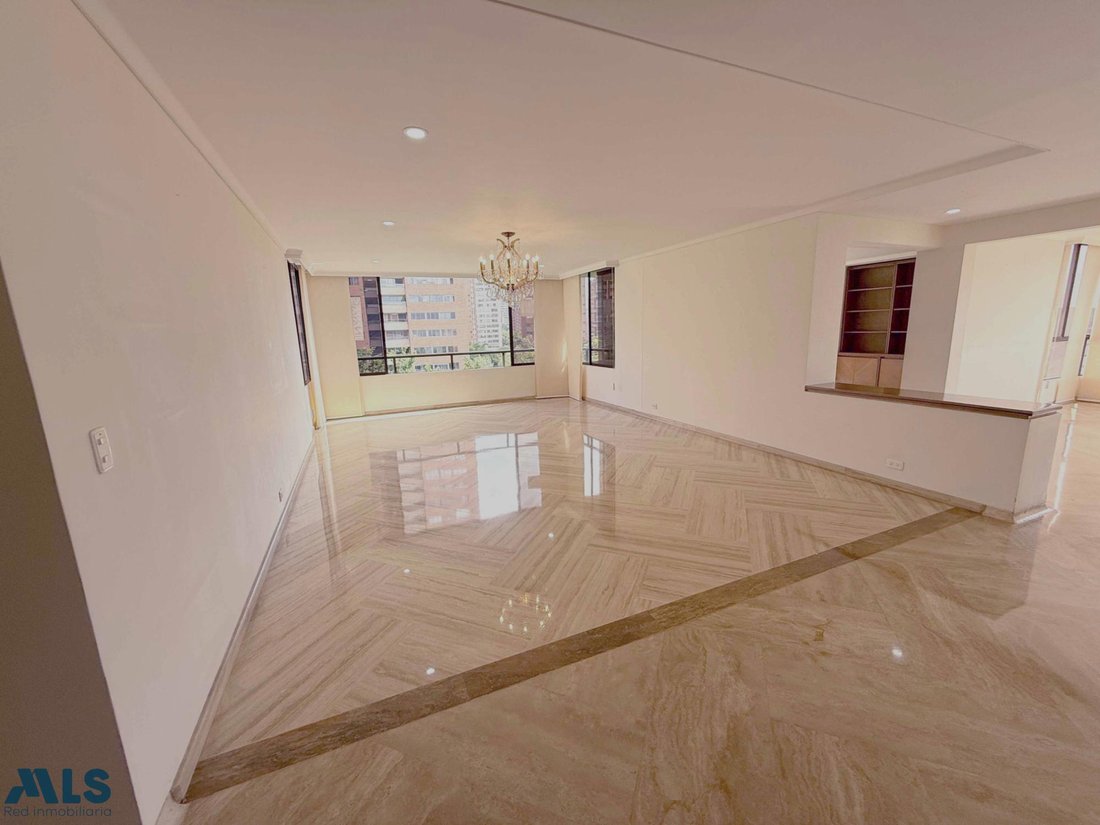 Apartment in Medellín, Antioquia, Colombia 2 - 17373665