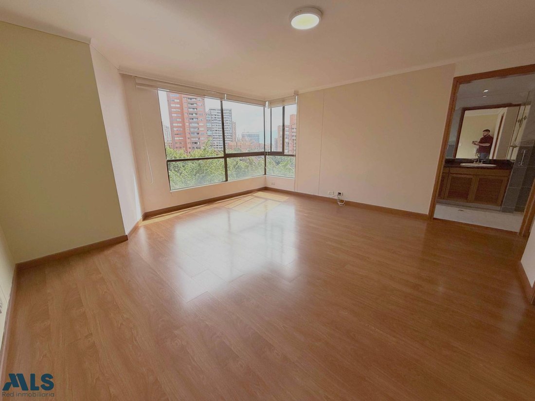Apartment in Medellín, Antioquia, Colombia 3 - 17373665