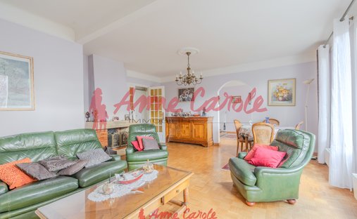 House in Peri, Joinville-le-Pont, France 1