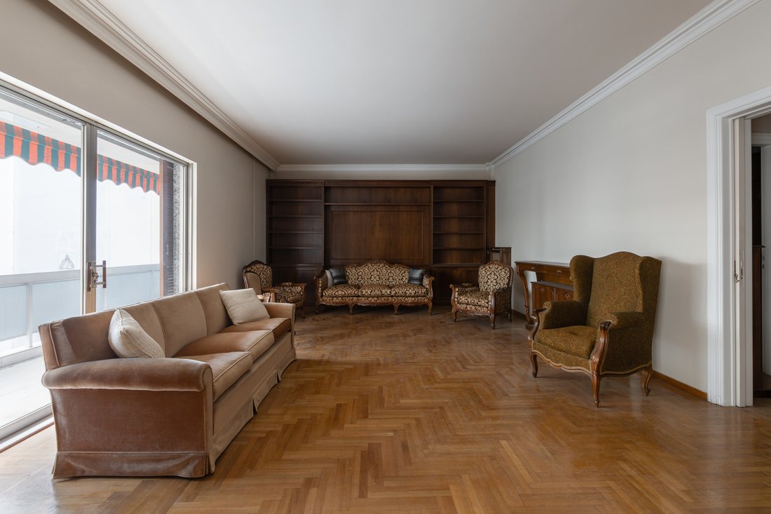 Apartment in Sunoikia Kolonakiou, 1st District of Athens, Athens 4 - 17373220