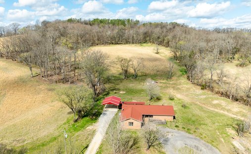 House in Hampshire, Tennessee, United States 1