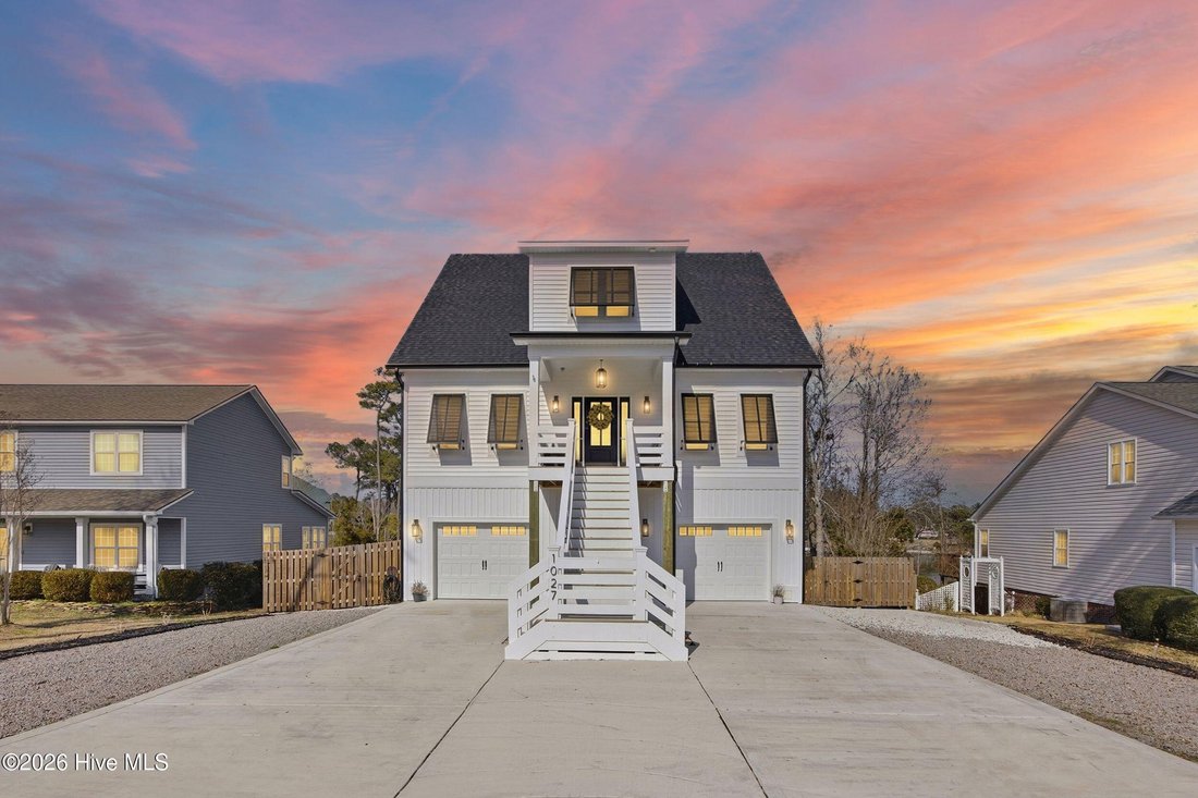 House in North Topsail Beach, North Carolina, United States 1 - 17372478