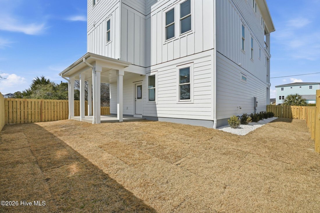 House in Kure Beach, North Carolina, United States 5 - 17372477