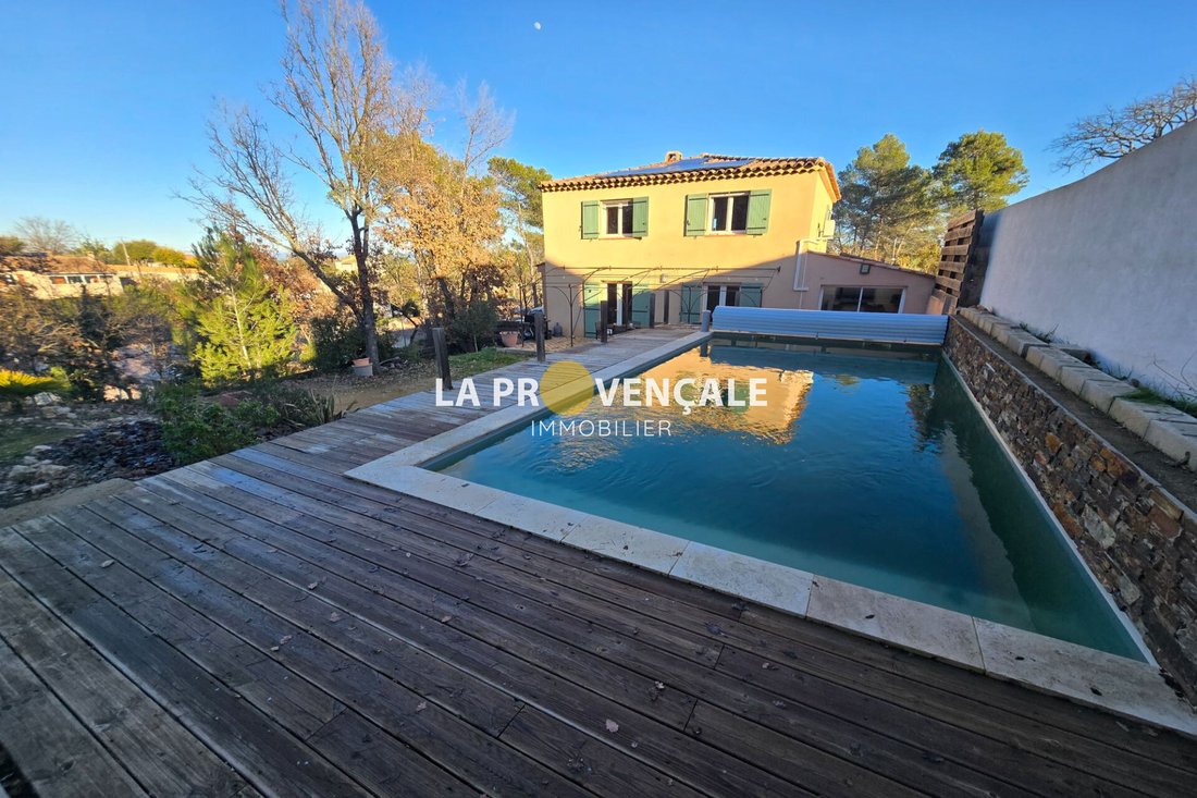 Villa in Centre Ville, Saint-Maximin-la-Sainte-Baume, France 1 - 17373546