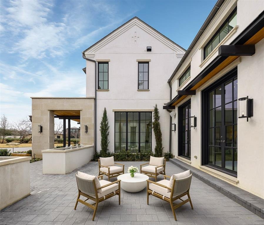 House in Dallas, Texas, United States 4 - 17372965