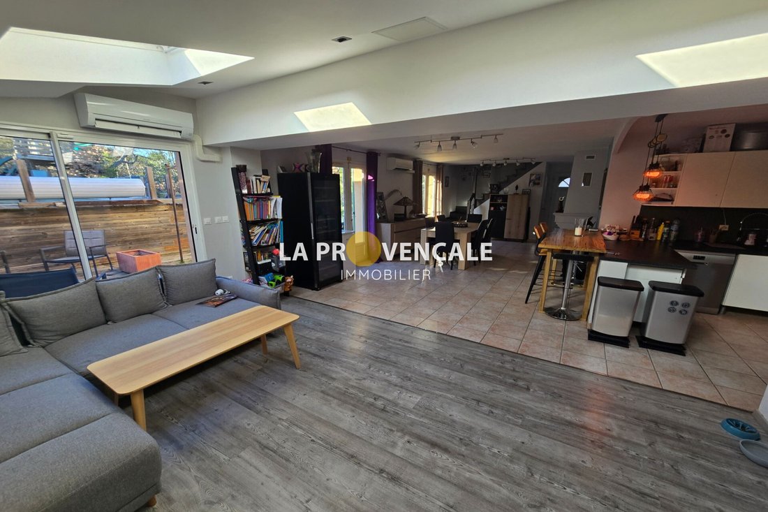 Villa in Centre Ville, Saint-Maximin-la-Sainte-Baume, France 5 - 17373546