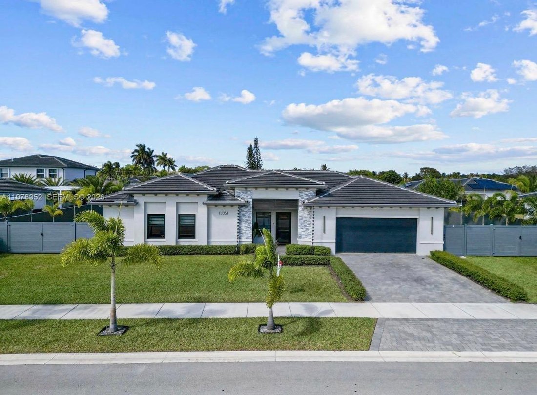 House in Miami, Florida, United States 1 - 17372701