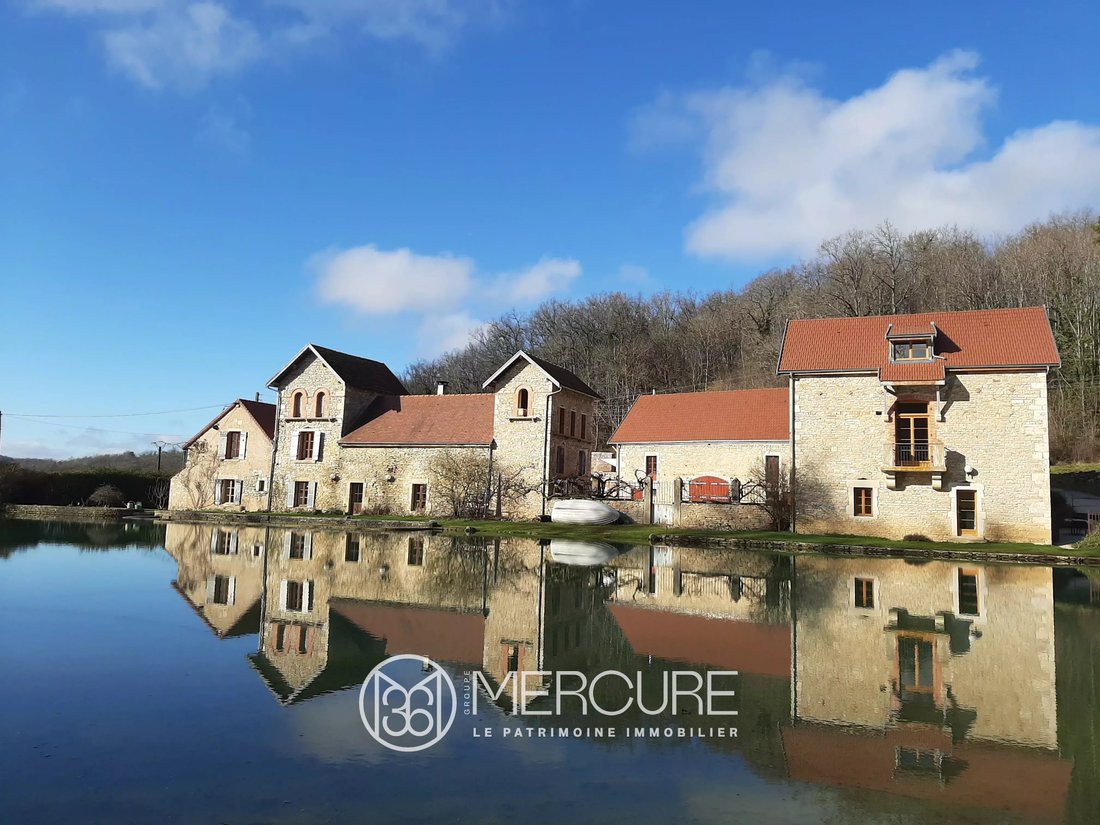 Estate in Venarey-les-Laumes, Bourgogne – Franche-Comté, France 2 - 17372559